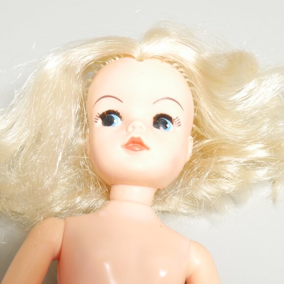 Sindy Doll Marx 033055X 1970s Original Dress Toy - Picture 4 of 12